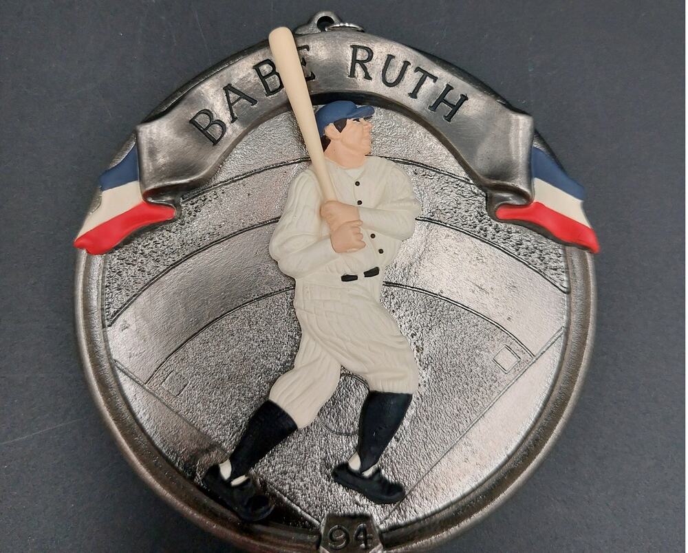 1994 Hallmark Keepsake Ornament Babe Ruth Baseball Heroes #1 NY Yankees Vintage